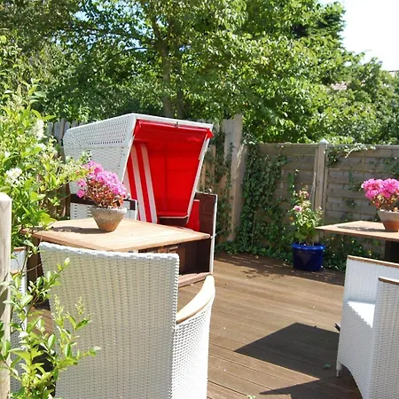 Schoenes-wohnen-am-suedstrand-fewo-2 Appartamento Wyk auf Föhr